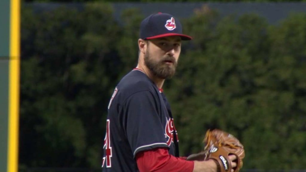 Andrew Miller off to Tribe, Dellin Betances next up as Yankees closer