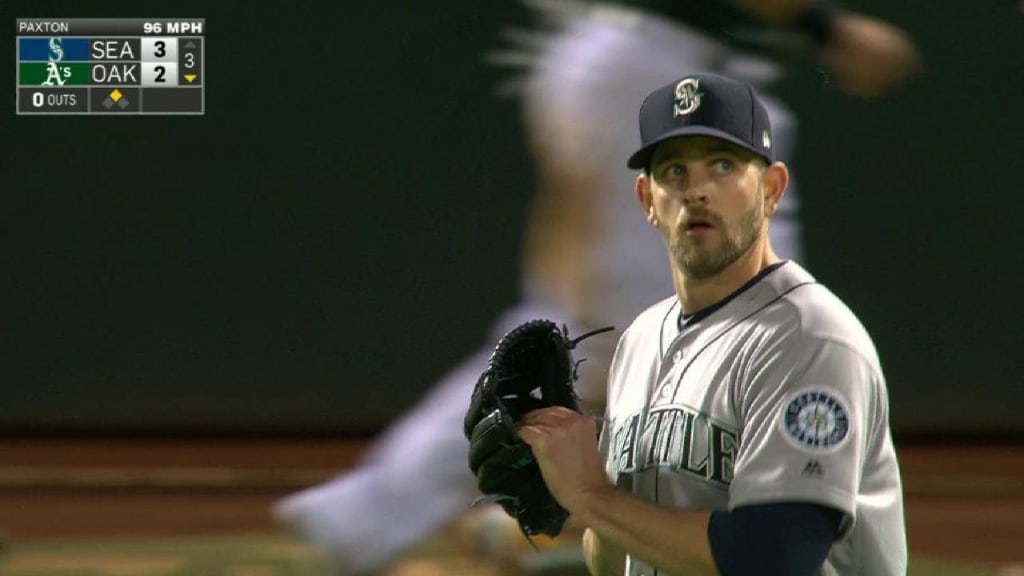 Mariners' James Paxton gets scoreless streak to 21 IP, beats Texas – The  Denver Post