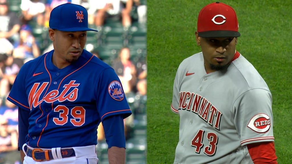 Cincinnati Reds - Alexis Díaz and his brother, Mets closer Edwin Díaz,  exchanged lineup cards before Tuesday's Reds-Mets game. Fifty members of  their family made the trip from Puerto Rico to New