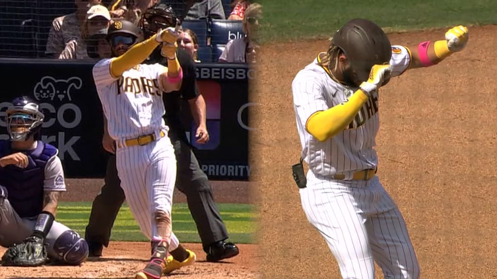Tatis Jr.'s four hits in return 