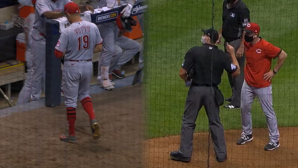 Joey Votto gets ejected in finale of contract year