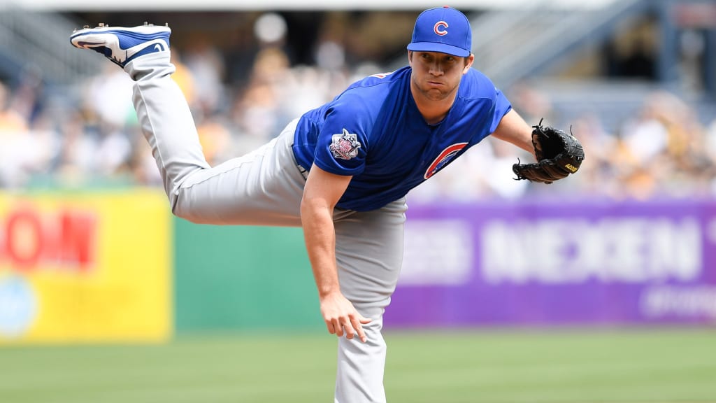 Adam Warren is one of many Cubs relievers who is comfortable in multiple roles. (Justin Berl/Getty Images)
