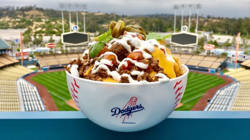 Dodger dog heaven : r/Dodgers