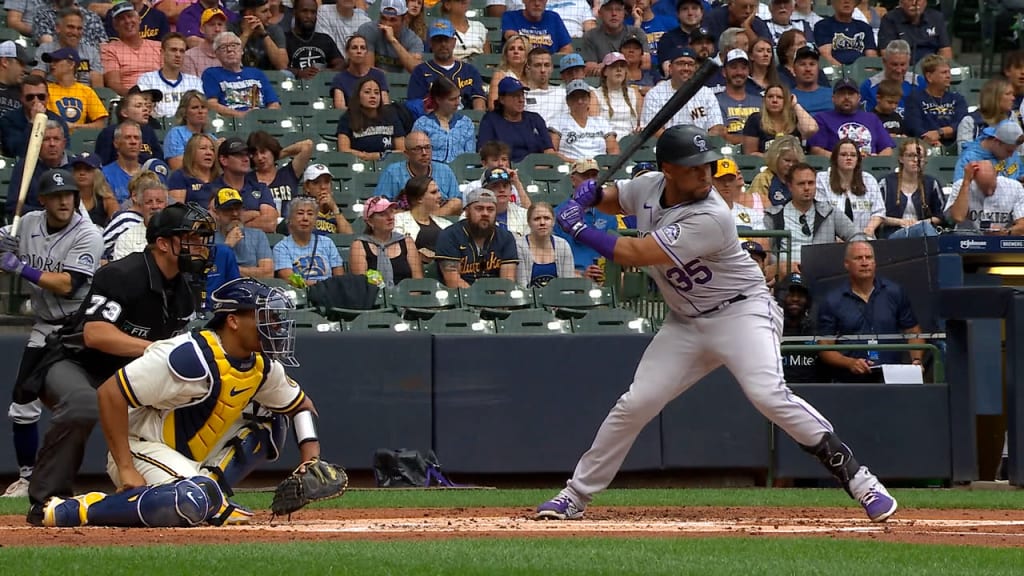 Pinch-runner Yelich scores winner in 10th, Brews beat Giants