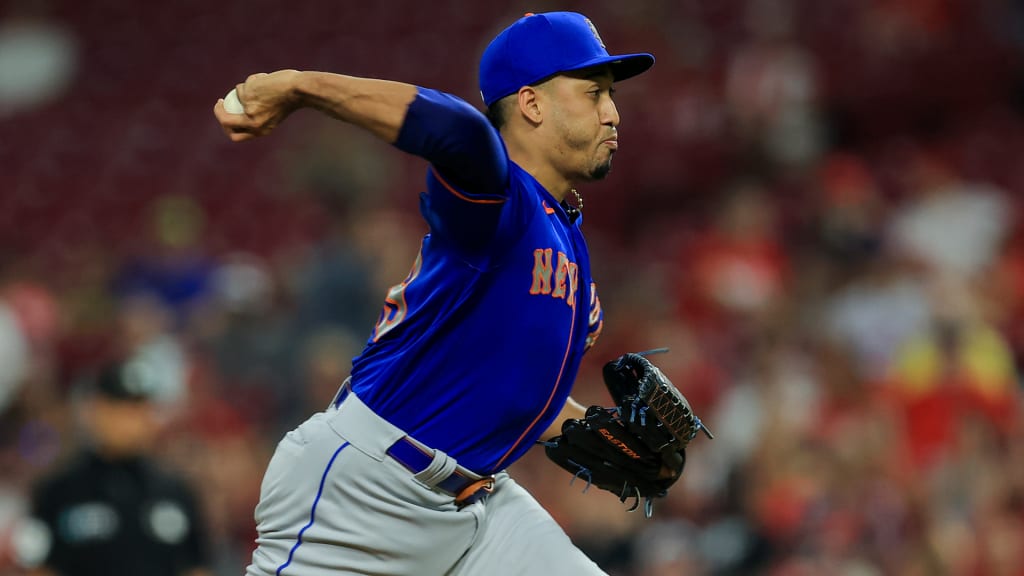 New York Mets Closer Edwin Diaz Hopes to Pitch This Season