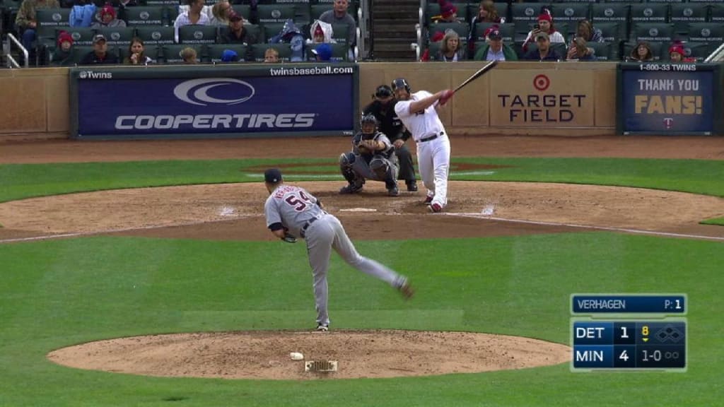Gimenez's monster solo home run
