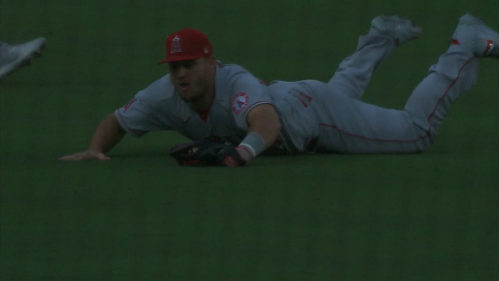 Trout's catch seals Peña's save