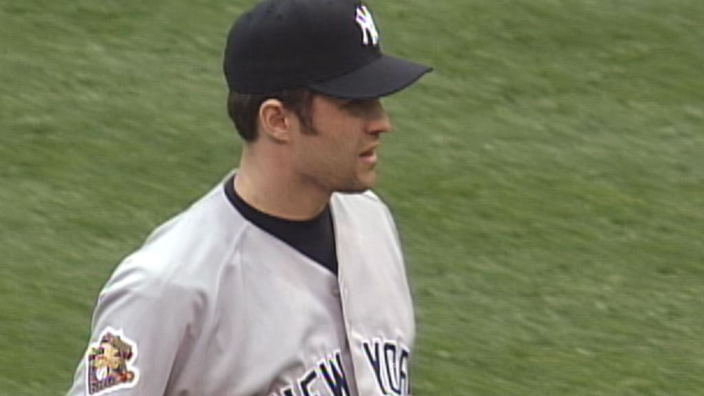 What if Mike Mussina went to the Yankees in 1999 instead of Roger Clemens  and Randy Johnson went to the Yankees in 2001 instead of Mike Mussina? :  r/NYYankees