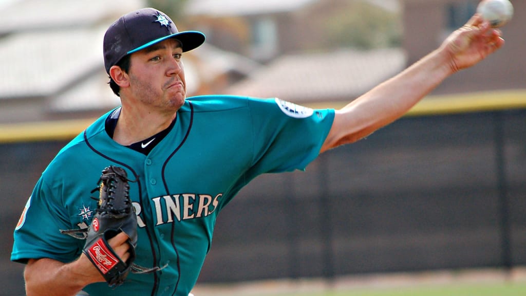 Mariners left-hander Danny Hultzen took the next step in his comeback from shoulder surgery. (Greg Johns/MLB.com)