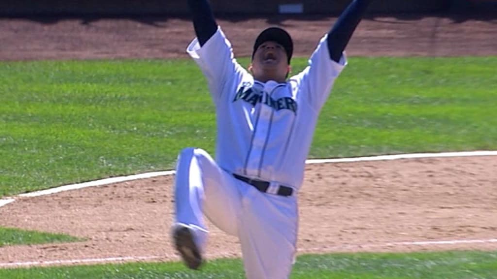 Standing ovation from the Supreme Court as King Felix makes his