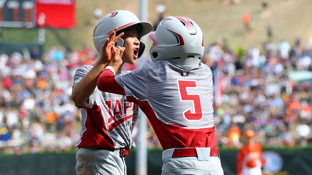Japan scored 12 unanswered runs to capture the 2017 Little League Baseball title. (Alex Trautwig/MLB)