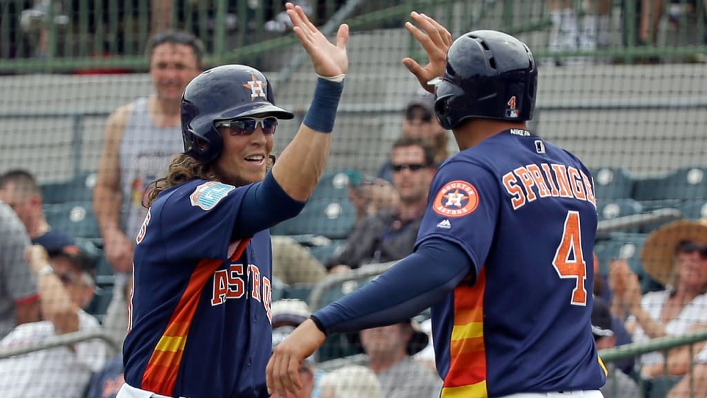 Colby Rasmus went 2-for-3 with a home run and four RBIs in the Astros' win over the Tigers. (AP)