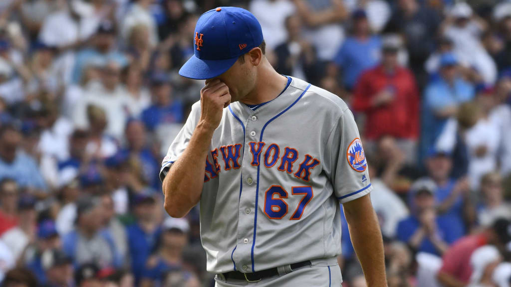 Ex-Met Jacob deGrom has first bullpen with Rangers pushed back