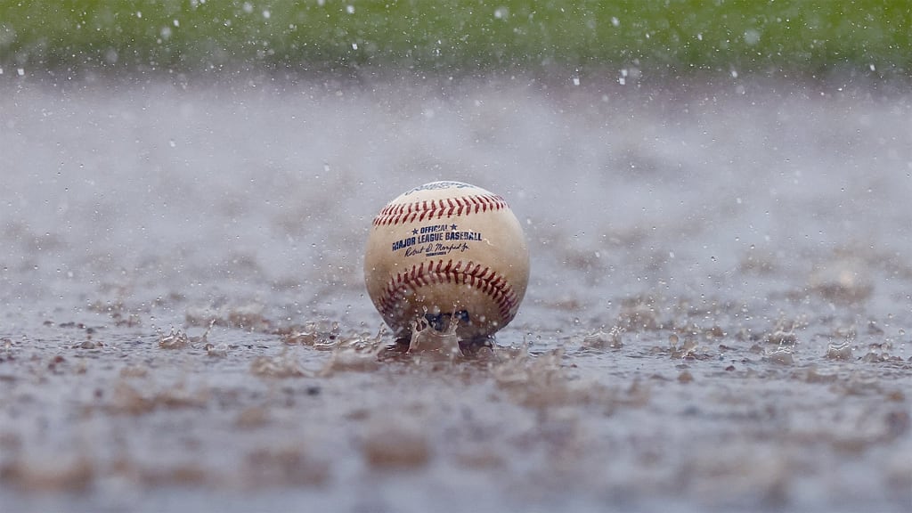 Play ball! Nationals opens 2022 season against Mets after rain