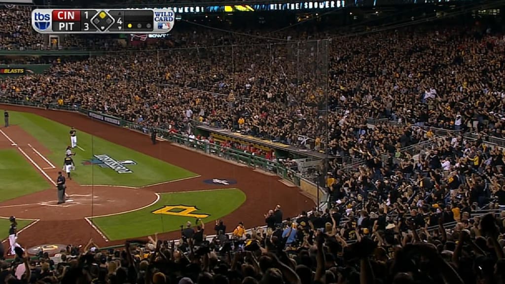 NL wild-card game: 'Steve Bartman' shows up at PNC Park