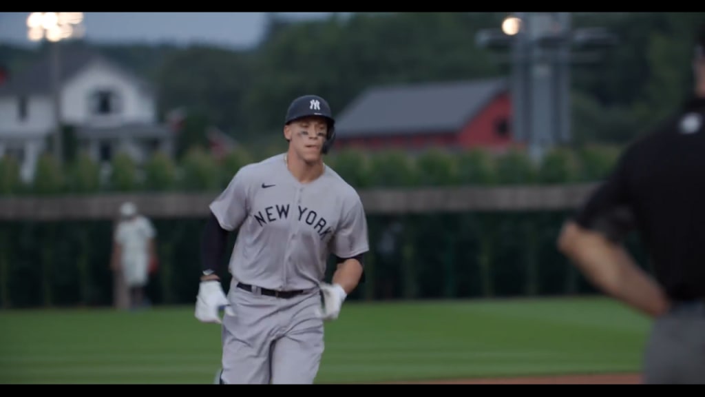 Dyersville, United States. 12th Aug, 2021. New York Yankees' Aaron