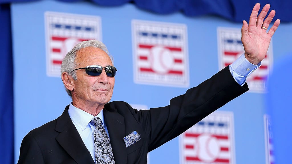 Sandy Koufax retires but still part of Dodgers
