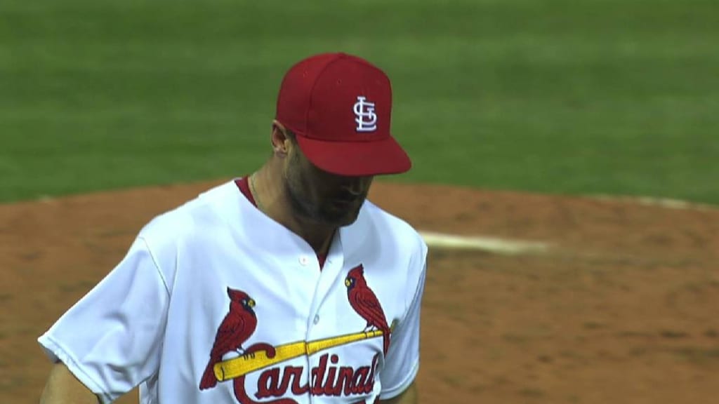 Lyons escapes bases-loaded jam