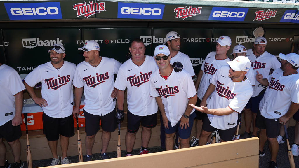 Predictions for the Mauer charity home run challenge—this is how