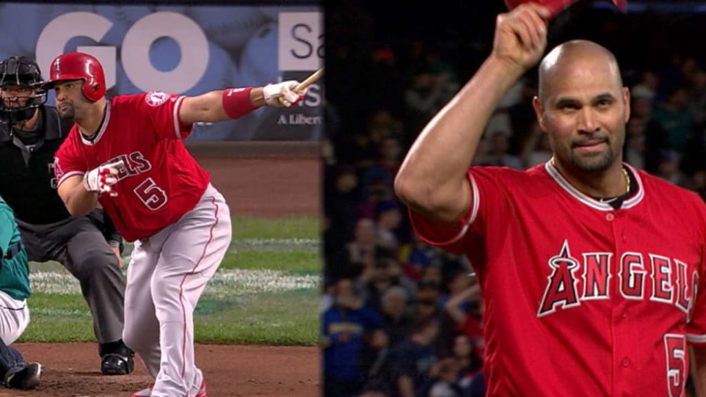 Pujols' historic 3,000th hit