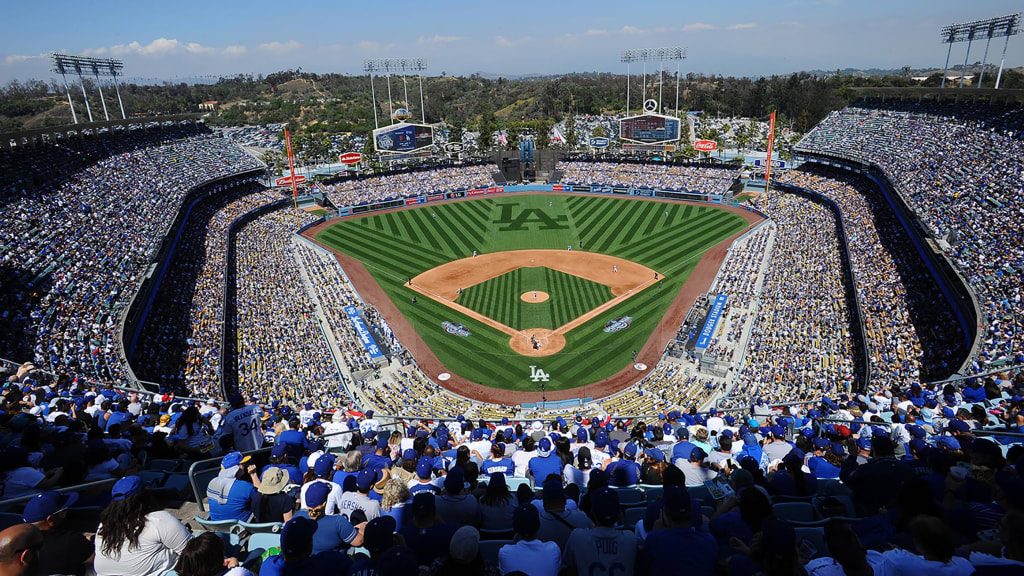 Los Angeles Dodgers on X: Honor the spirit and memories of your beloved  family member or friend at Dodger Stadium for Día de Los Dodgers on 9/20.  Upload a photo of them