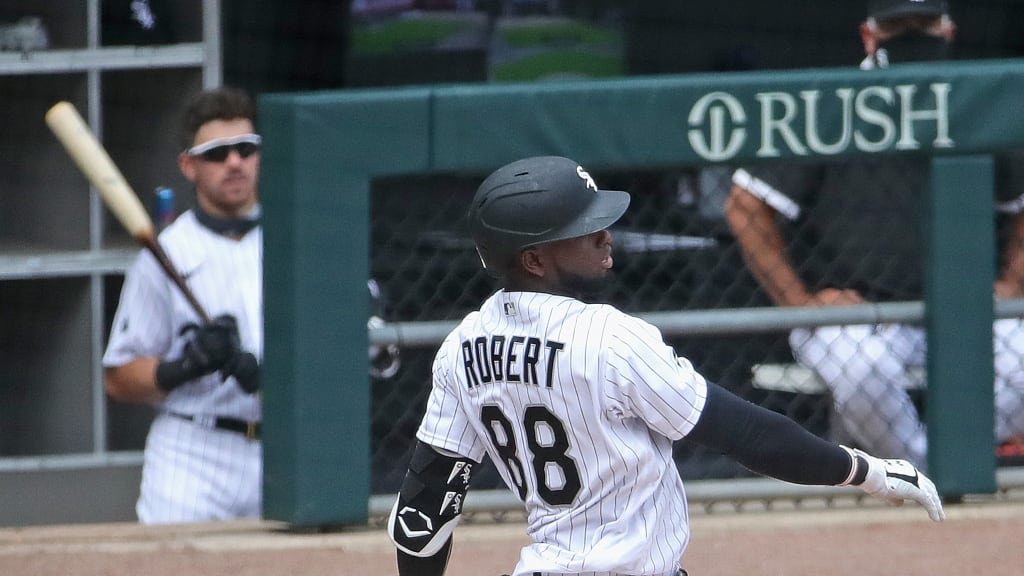 White Sox outfielder Luis Robert cleared to increase his level of