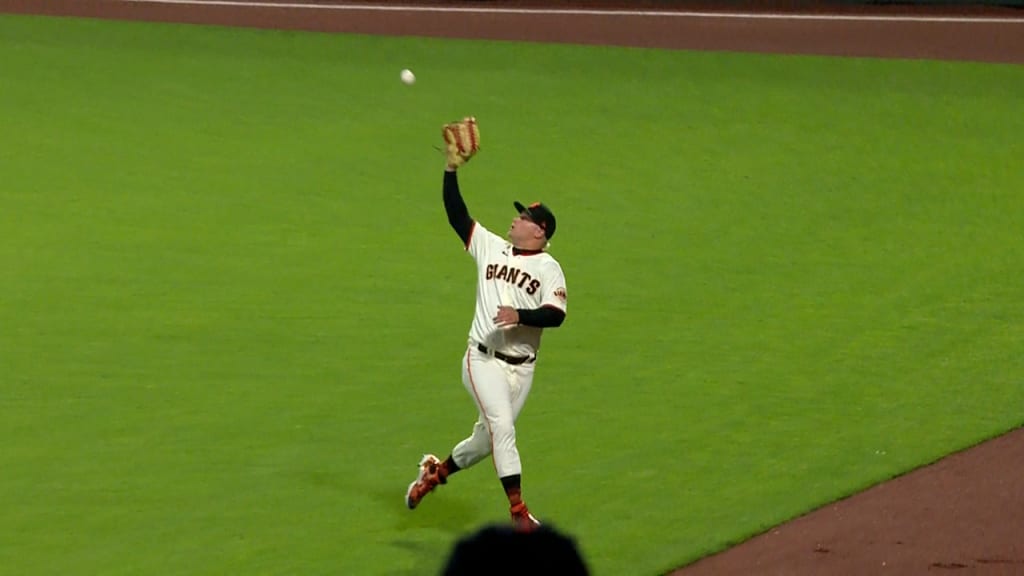 Giants' Joc Pederson's funky batting approach throws off pitchers