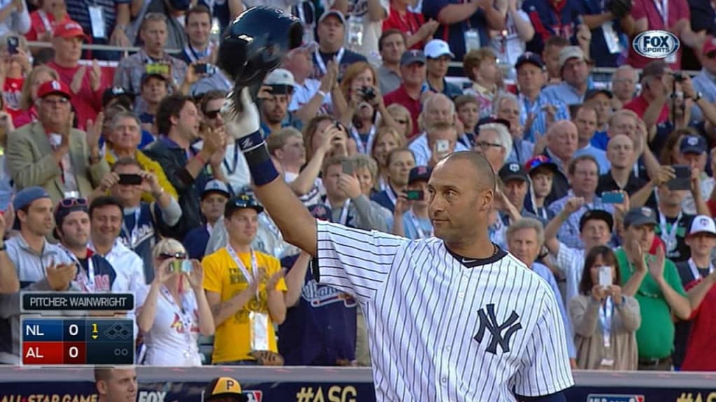 Derek Jeter, Mike Trout earn applause in MLB All-Star Game 