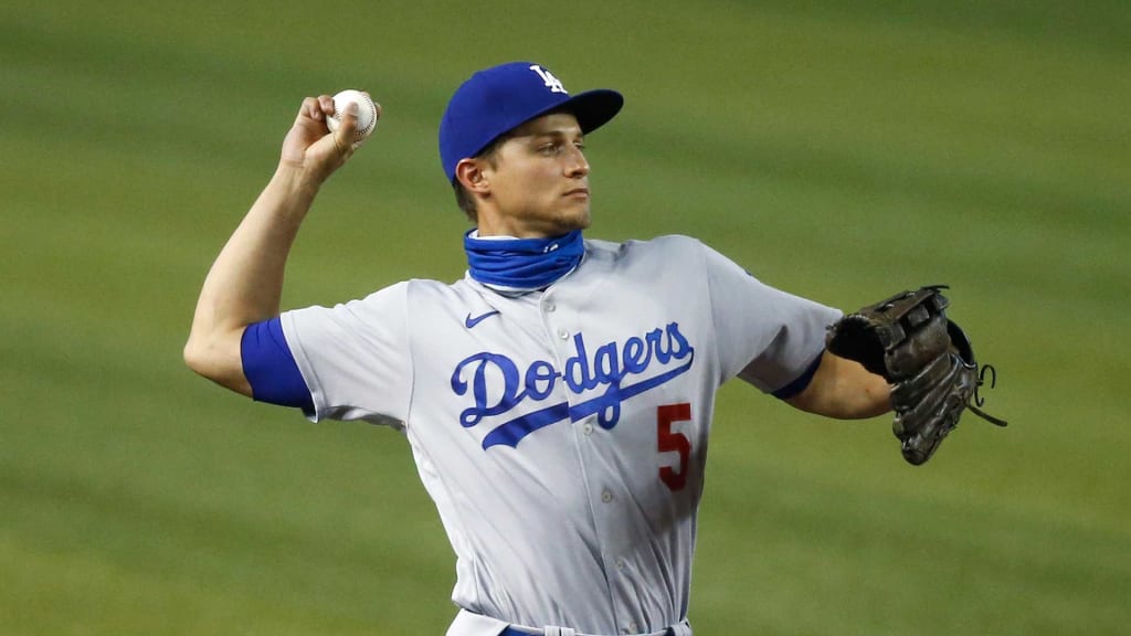 Corey Seager day to day with leg injuries