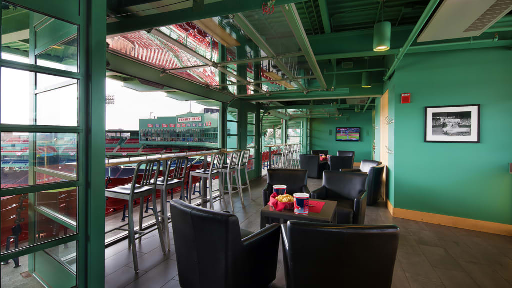Aura Pavilion Suites Boston Red Sox