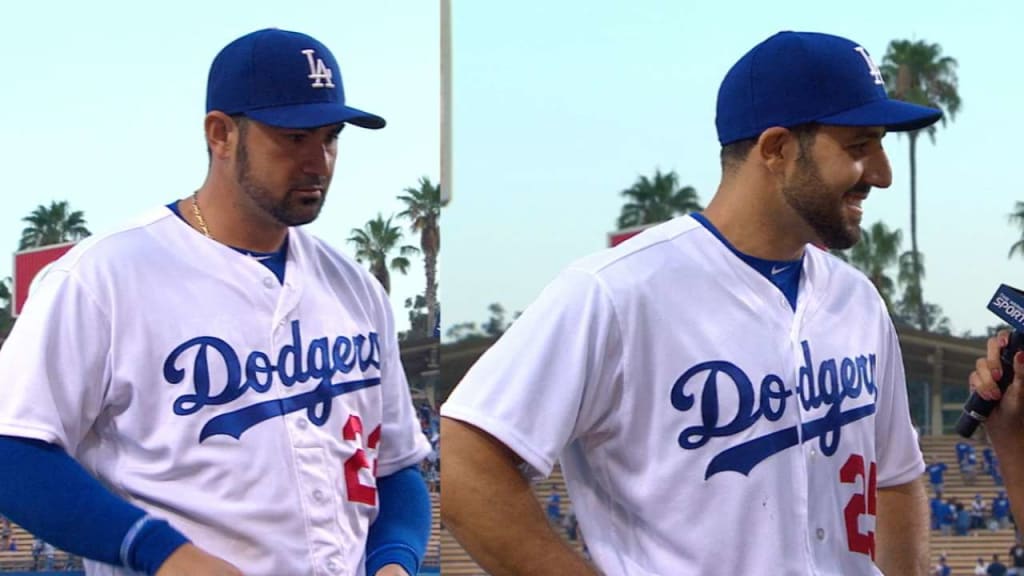 Dodgers' Adrian Gonzalez held out of workout