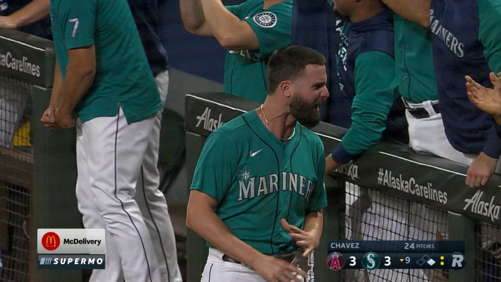 Robbie Ray goes 7 innings as Mariners beat Twins 2-1 on opening