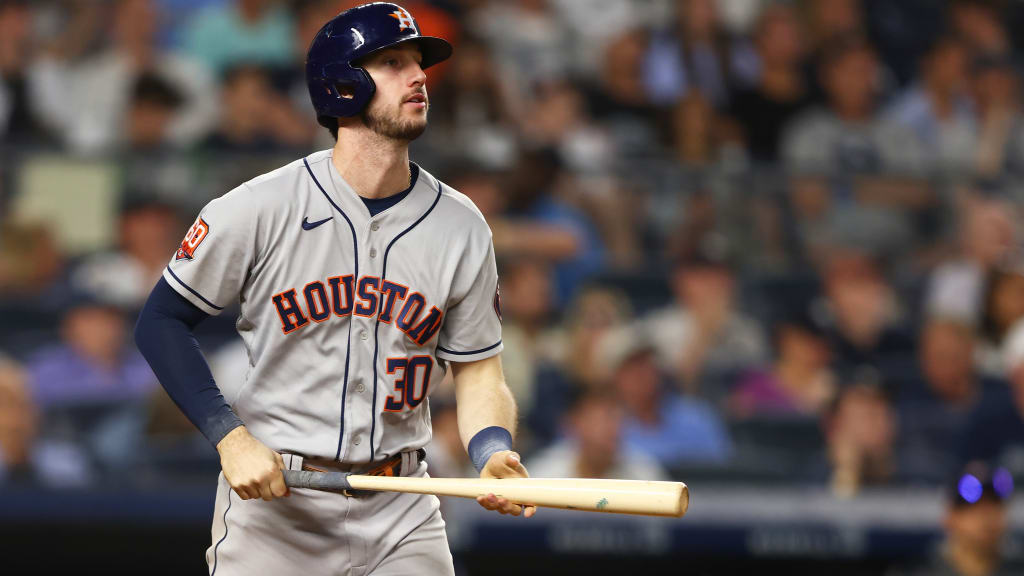 Tucker delivers three-run shot for Astros
