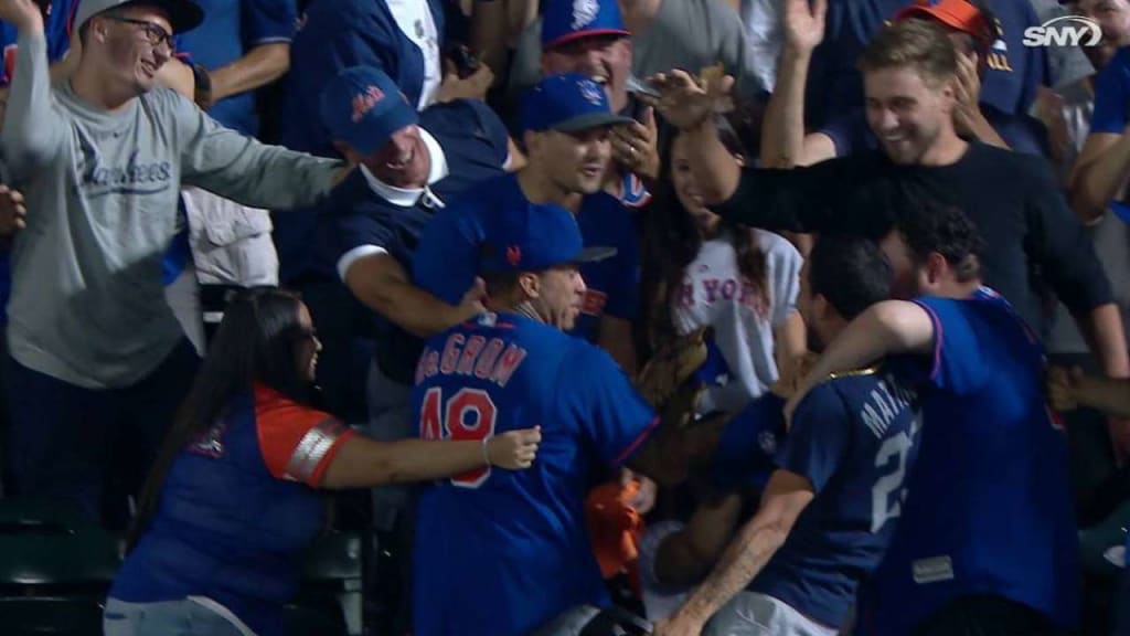 Why don't Mets fans wait in boats for HR balls like they do at