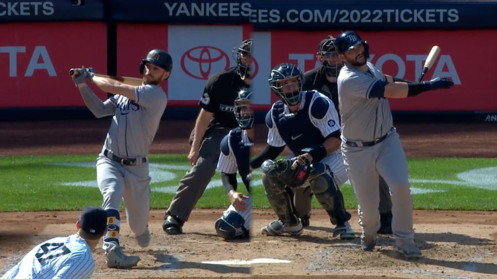 Lowe y Zunino suenan jonrones