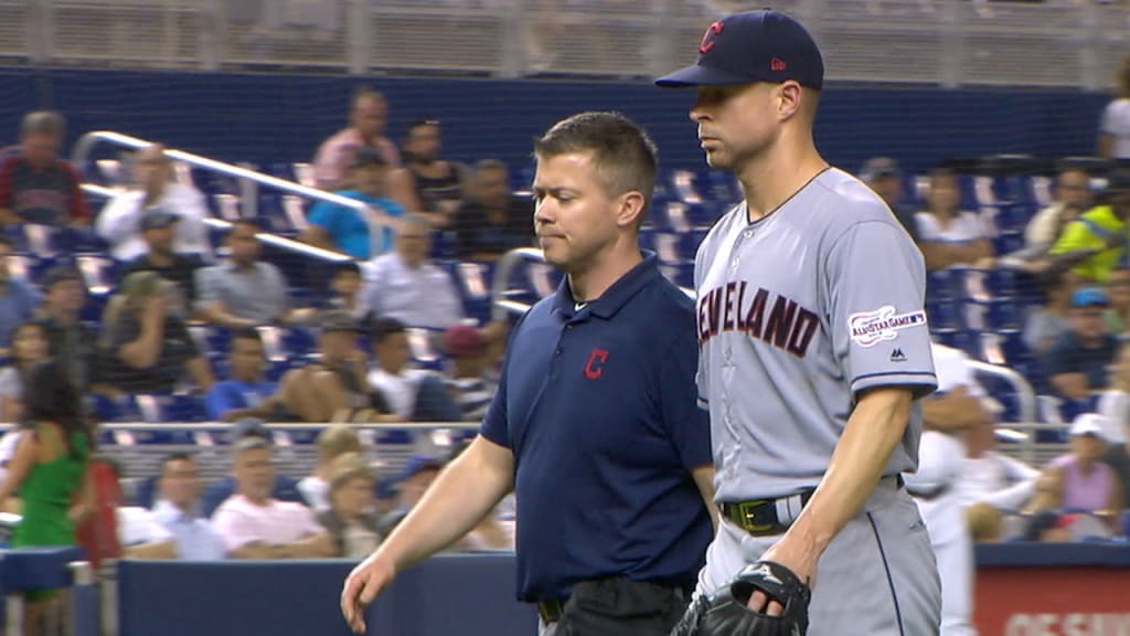 Kluber exits game with injury
