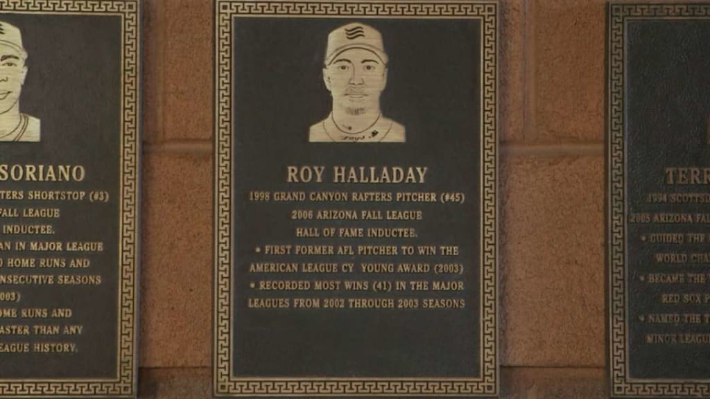 Roy Halladay memorial scheduled in Florida