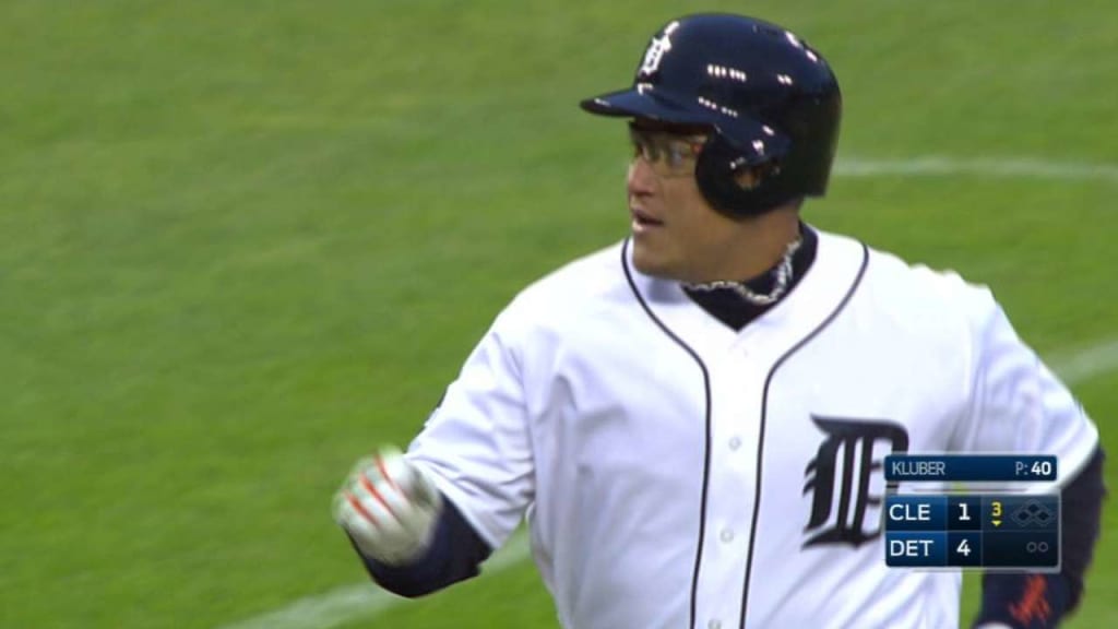 Miggy's 450th career home run