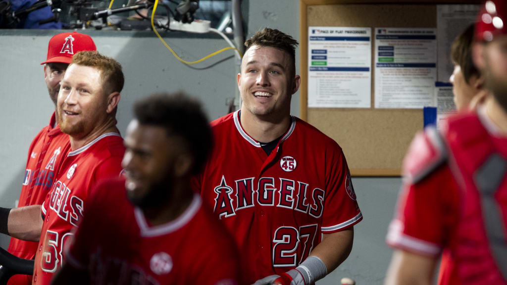 Mike Trout, Jered Weaver lead Angels to 4-2 victory over White Sox