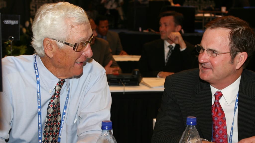 Mel Didier (left) with former Rangers catcher and executive Jim Sundberg at the 2007 Draft.