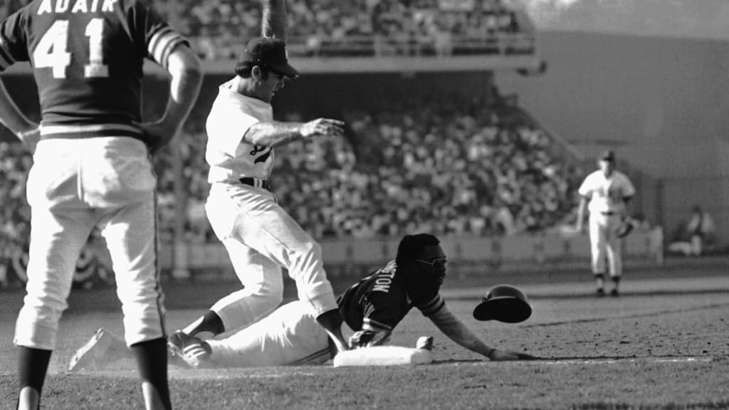 Oakland A's on X: Herb Washington was a pinch runner for the