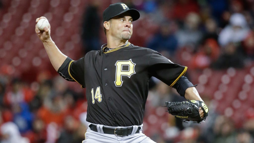 Ryan Vogelsong earned a win in his relief debut for the Pirates on Saturday. (AP)