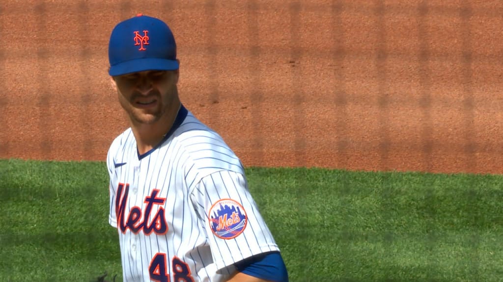 Michael Conforto's shirt ripped off during celebration of Mets