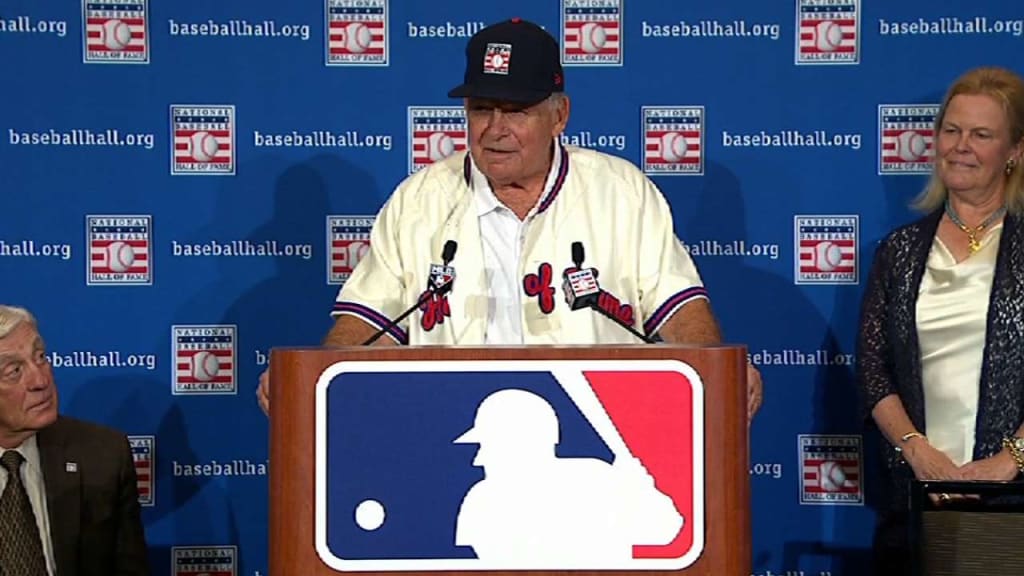 Retired managers Joe Torre, Tony La Russa, Bobby Cox elected to