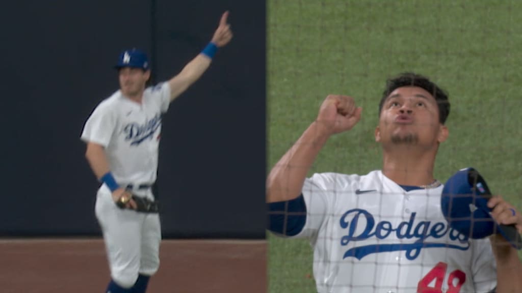 Fernando Tatis Jr and Cody Bellinger joke around