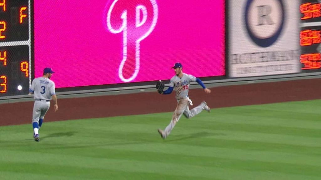 Enrique Hernandez ran all the way in from center field to catch