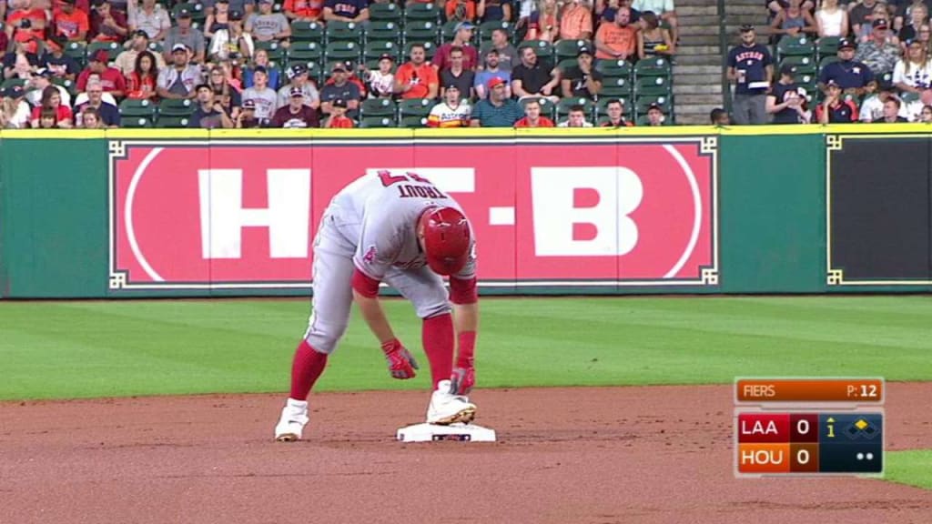 Mike Trout honors Ken Griffey Jr's HOF induction by wearing special  white-and-gold cleats