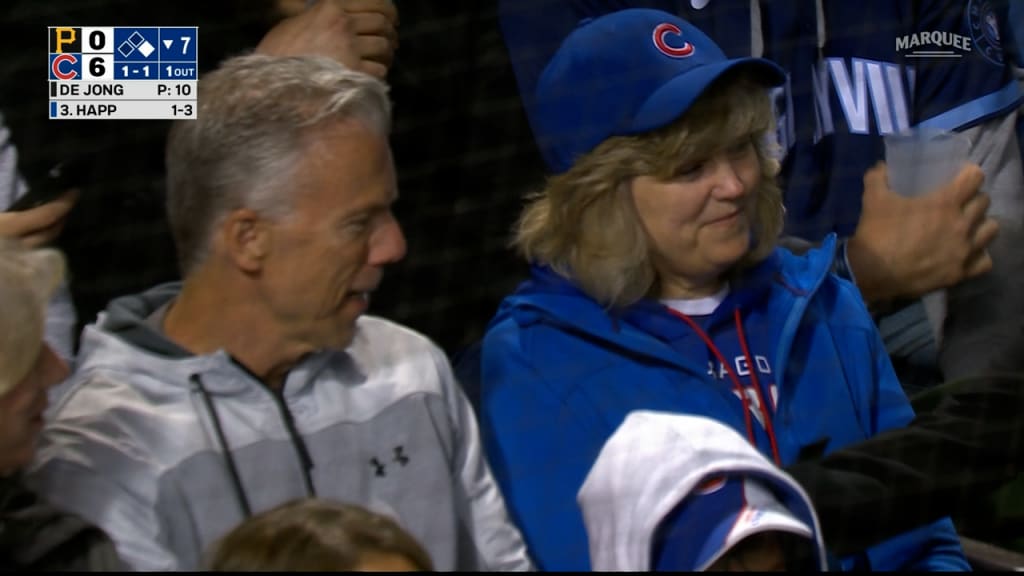 Cubs top prospect's actress mother becomes real-life MLB mom