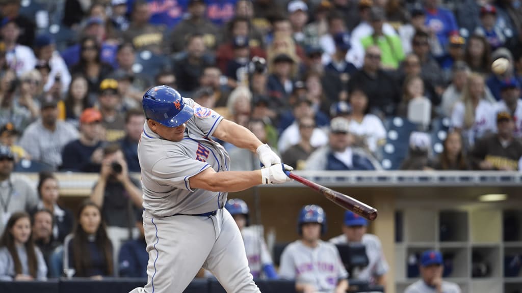 Bartolo Colon hits home run, proves anything is possible