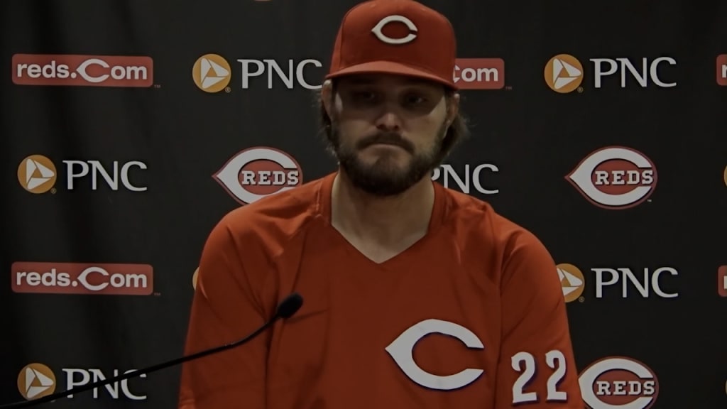 Cubs' Wade Miley returns to Cincinnati; Reds to recognize his 2021 season -  Chicago Sun-Times